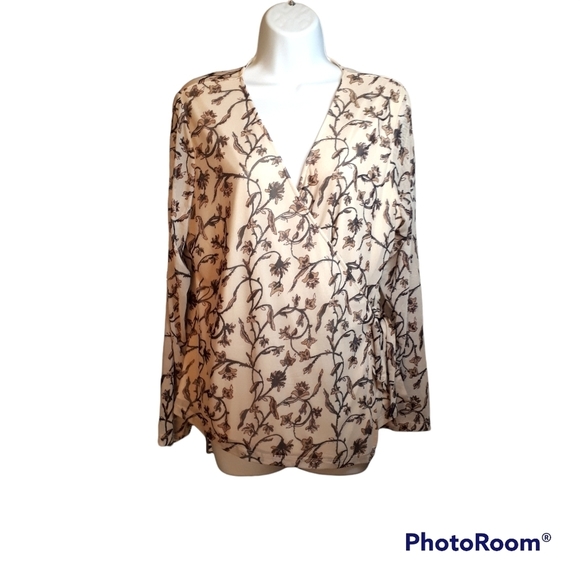 Cleo Petites Long Sleeve Size XL Tan Floral - Picture 1 of 5